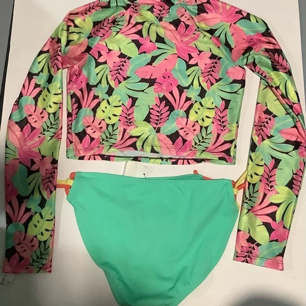 Cat & Jack Colorful Leaf Print Rashguard Set - Picture 2 of 5